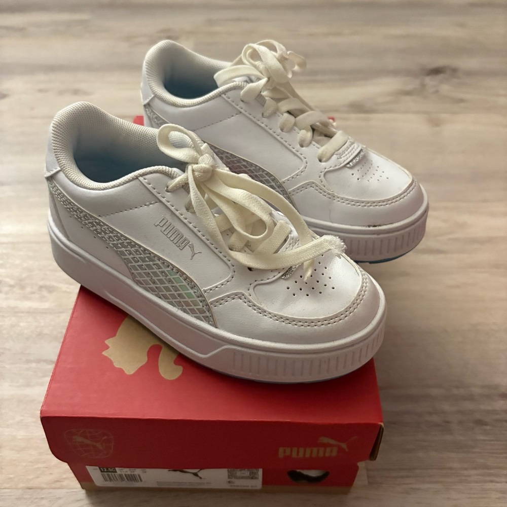 Girls White Puma Sneakers 12.5